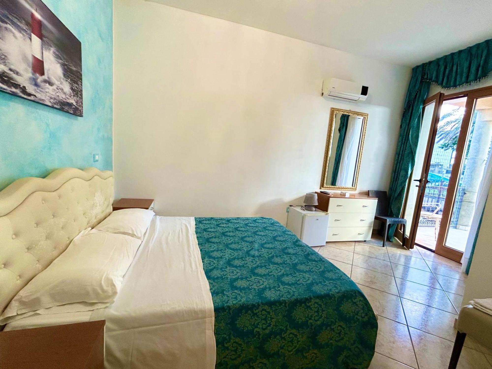Hotel Costa Caffe Salve Bagian luar foto